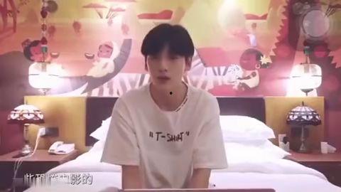 徐媛吃瓜视频大全播放免费,免费观看,笑料横生,带你领略娱乐圈趣味瞬间 第1张 徐媛吃瓜视频大全播放免费,免费观看,笑料横生,带你领略娱乐圈趣味瞬间 第1张